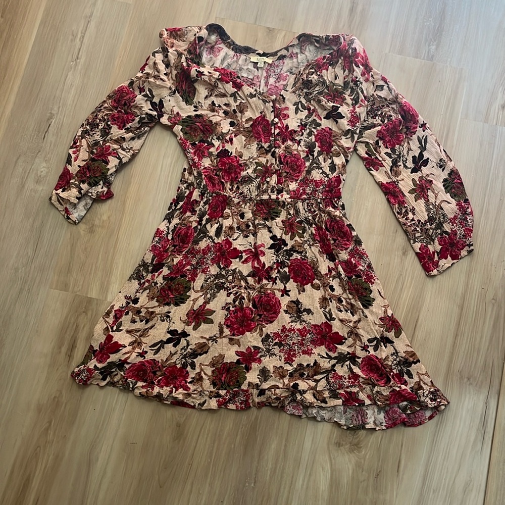 Kori dress size small
